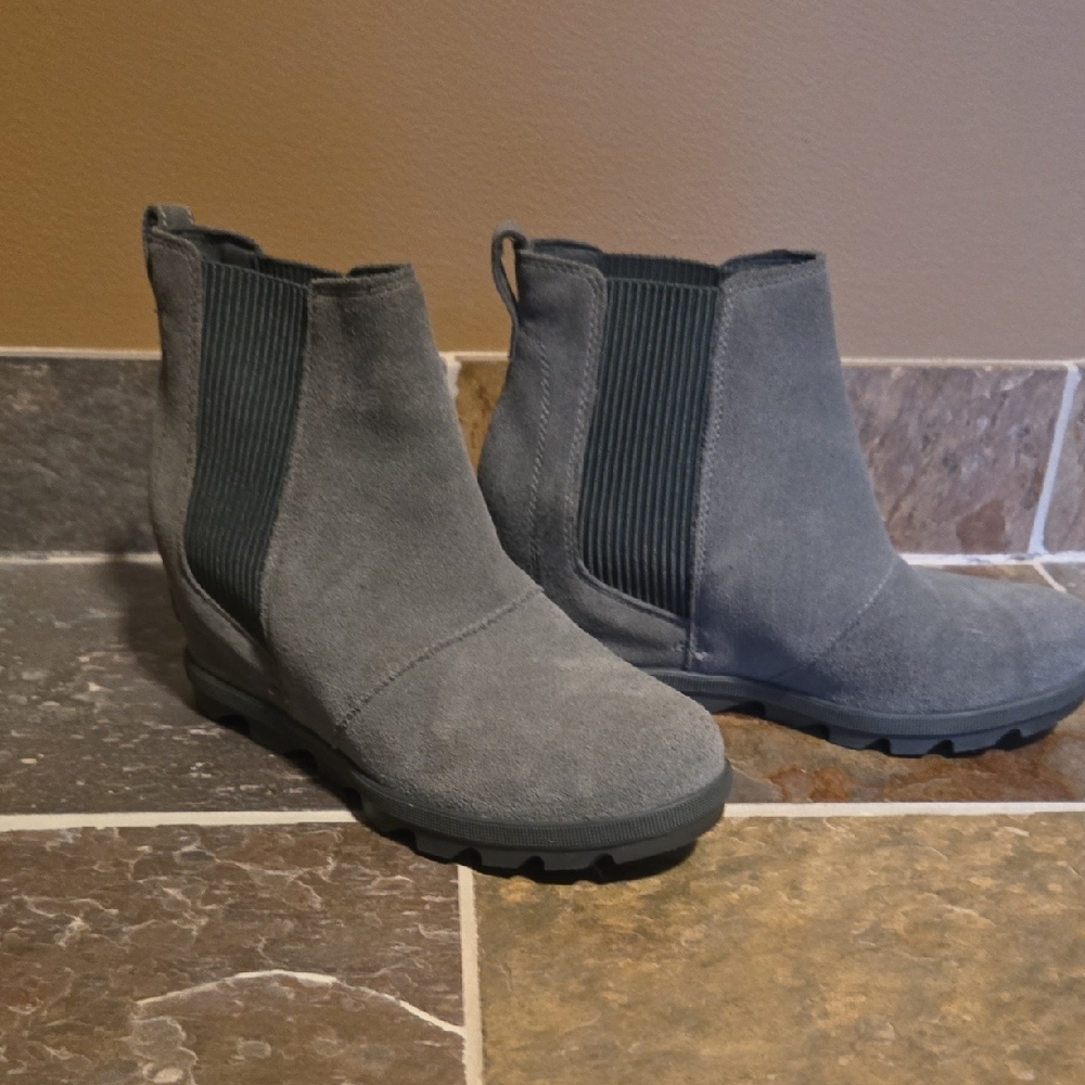 Sorel Charcoal Suede Ankle Boots